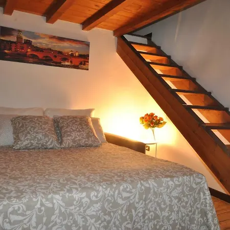 Studio 5 Apartment